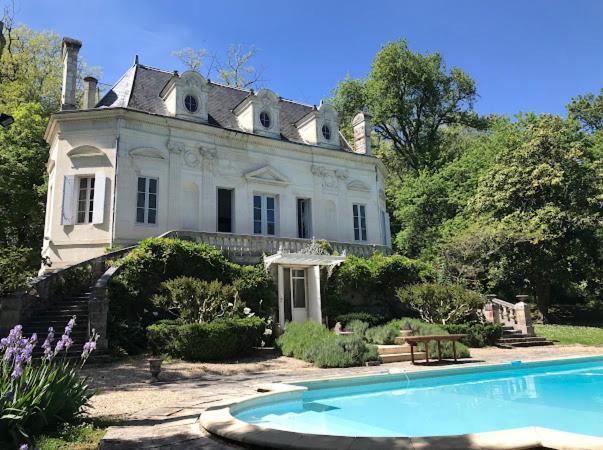 Chateau La Palue Coutras Exterior photo